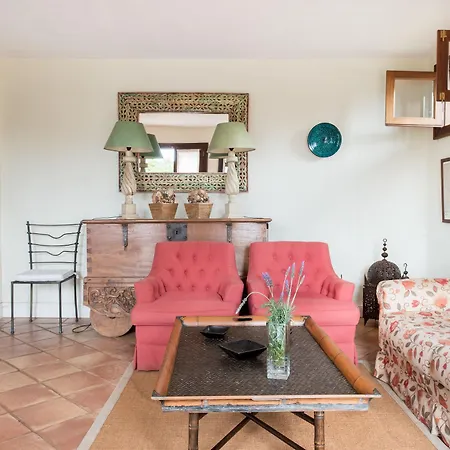 El Patio Apartment *