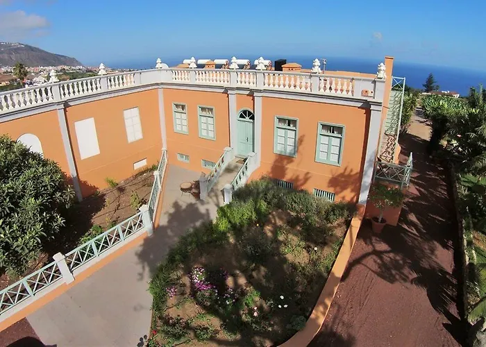 El Patio * ロス・レアレホス